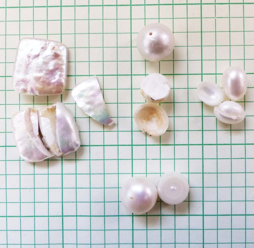 Gemstones: Testing Pearls in Your Own Studio Gemstones: Testing Pearls in Your Own Studio