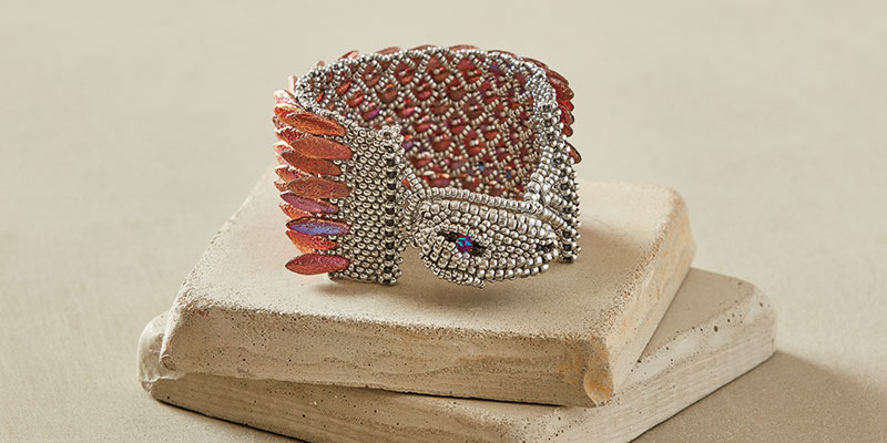 Try Freeform Peyote Stitch to Bead a Dramatic Dragon Bracelet Try Freeform Peyote Stitch to Bead a Dramatic Dragon Bracelet