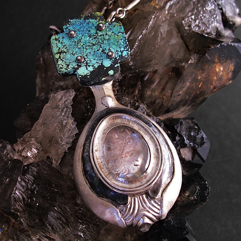 “The Messenger.” This sterling silver work by Billie Lim is set with turquoise and a quartz enhydro. Photo courtesy Billie Lim Jewelry.