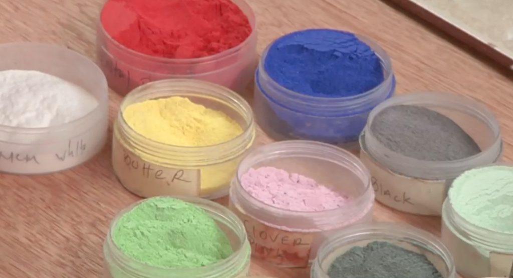 15+ Enameling Tips: Safety and Basics for Bringing Color to Your Jewelry 15+ Enameling Tips: Safety and Basics for Bringing Color to Your Jewelry