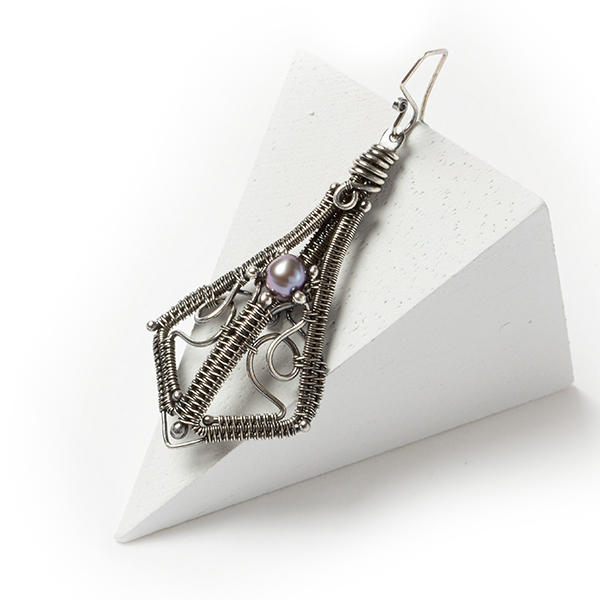 wire jewelry: Lauren earrings from Woven in Wire by Sarah Thompson