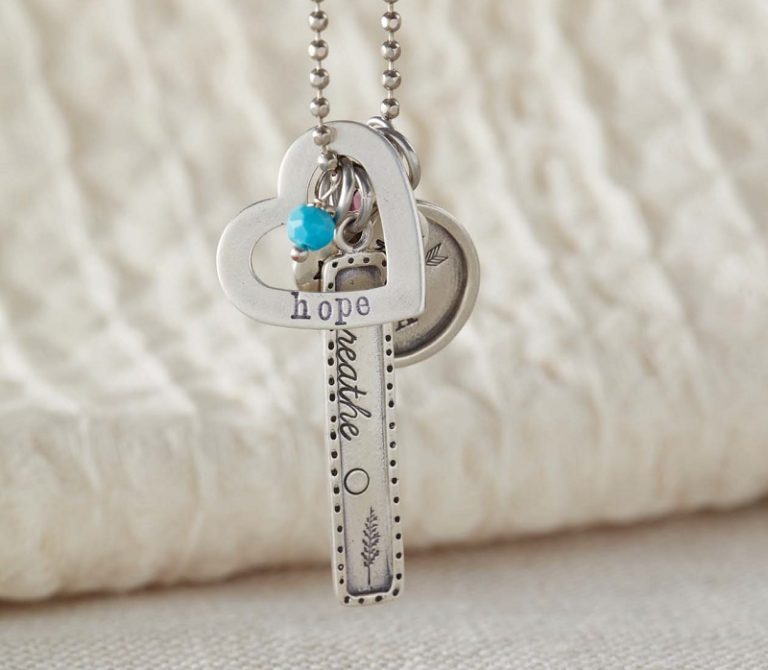 encouraging metal stamped jewelry for Mom