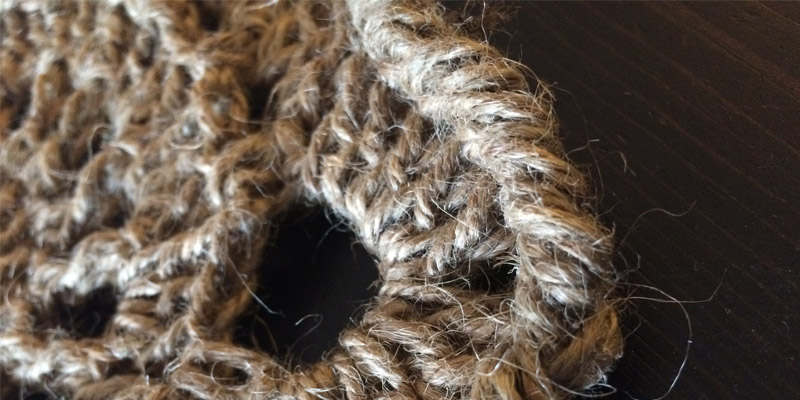 Hop on Summer’s Hottest Trend: 7 Projects to Try with Raffia Hop on Summer’s Hottest Trend: 7 Projects to Try with Raffia