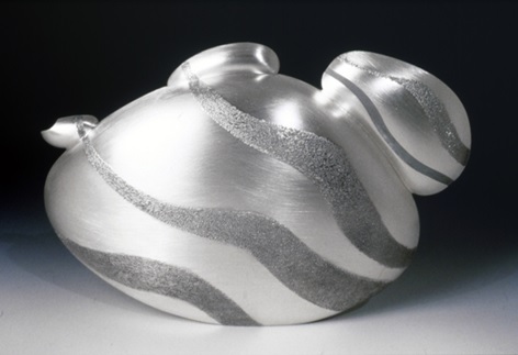 Rockpot Argentium sterling silver teapot by Cynthia Eid