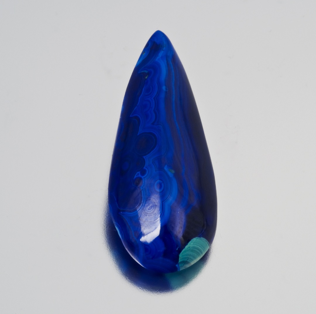 gemstones: Azurite on its own is a breathtaking blue. Even here, a tiny dot of malachite adds a spot of interest. Photo Mia Dixon, courtesy Pala International.