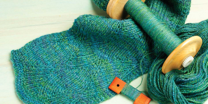 Scarf Knitting Patterns: Free Homespun Yarn Patterns to Knit Scarf Knitting Patterns: Free Homespun Yarn Patterns to Knit
