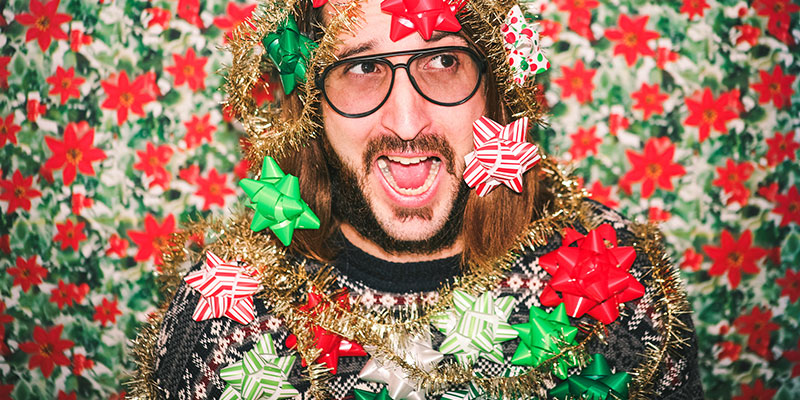 How to Make a Holiday Sweater (Quickly) How to Make a Holiday Sweater (Quickly)