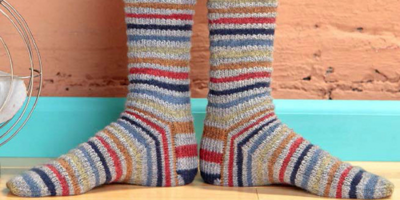 Knitting Socks for the Humble Toes Knitting Socks for the Humble Toes