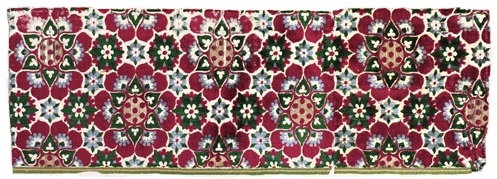Velvet weaving of the caliber of Renaissance Florence may be out of your grasp for now, but you can learn how to weave velvet and other pile weaves!